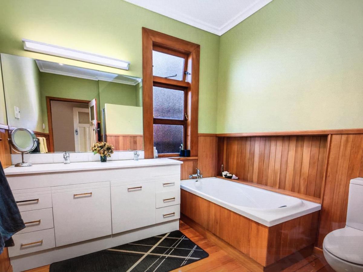 School Lane B&B Wr. วานกาไร ภายนอก รูปภาพ