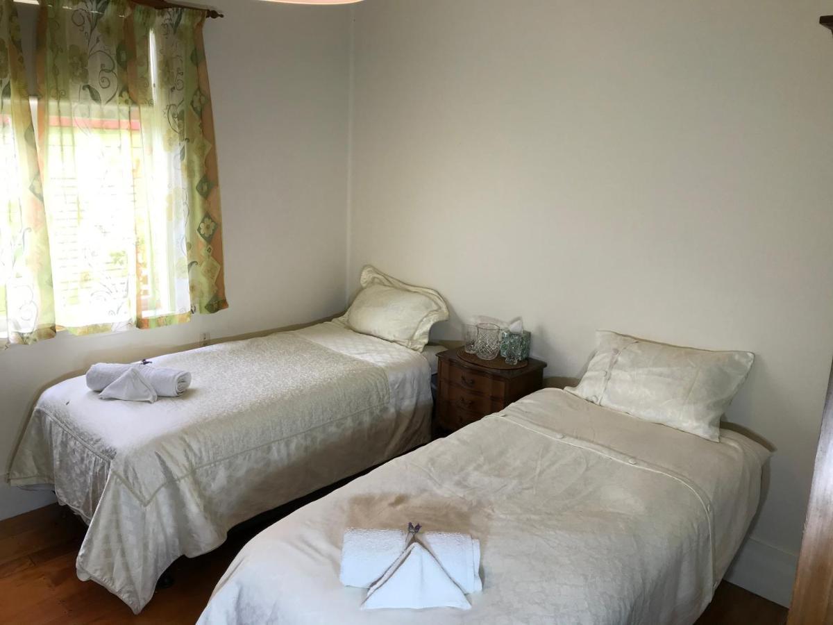 School Lane B&B Wr. วานกาไร ภายนอก รูปภาพ